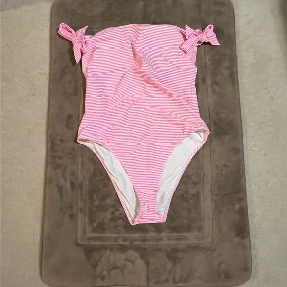 Aerie Pink & White Stripes One Piece Swimsuit- Size XL Long - Picture 1 of 2